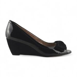 BCBGeneration Women's Tedolie Black Patent Faux Suede Peep Toe Wedge Pump 6.5B